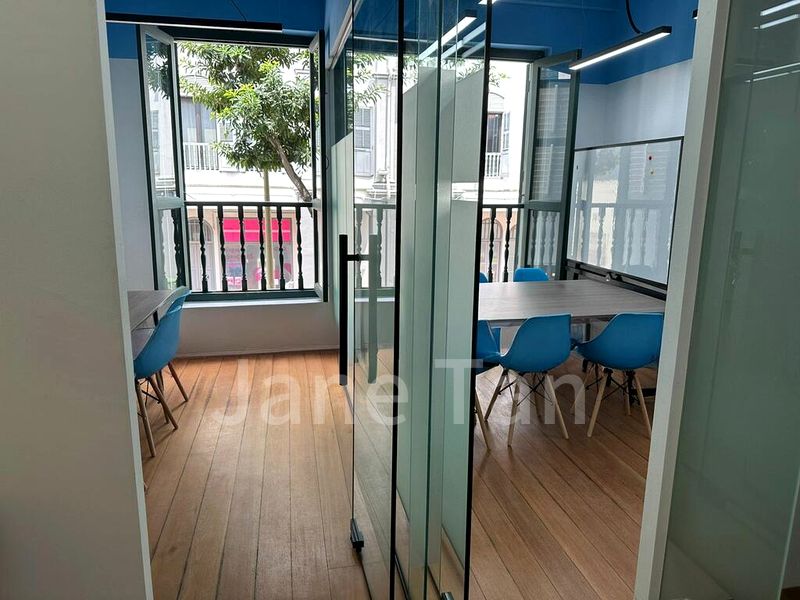 Shop / Shophouse for Rent: Telok Ayer Shophouse, Level 2, Suits Tuition Center, Yoga, Hair Salon, etc. - Image 6