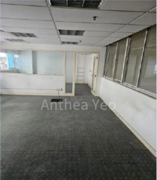 Light Industrial (B1) for Rent: North Link Building - Image 1