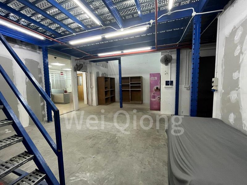 Light Industrial (B1) for Rent: Novelty Techpoint - Image 11