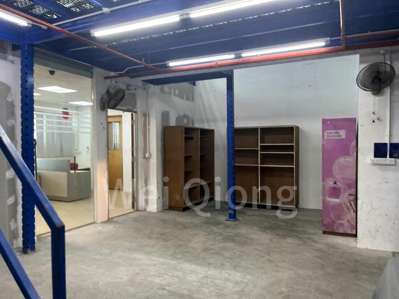 Light Industrial (B1) for Rent: Novelty Techpoint - Image 9