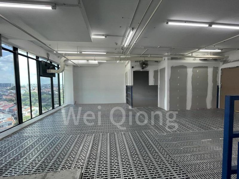 Light Industrial (B1) for Rent: Novelty Techpoint - Image 8