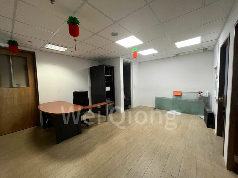 Light Industrial (B1) for Rent: Novelty Techpoint - Image 6