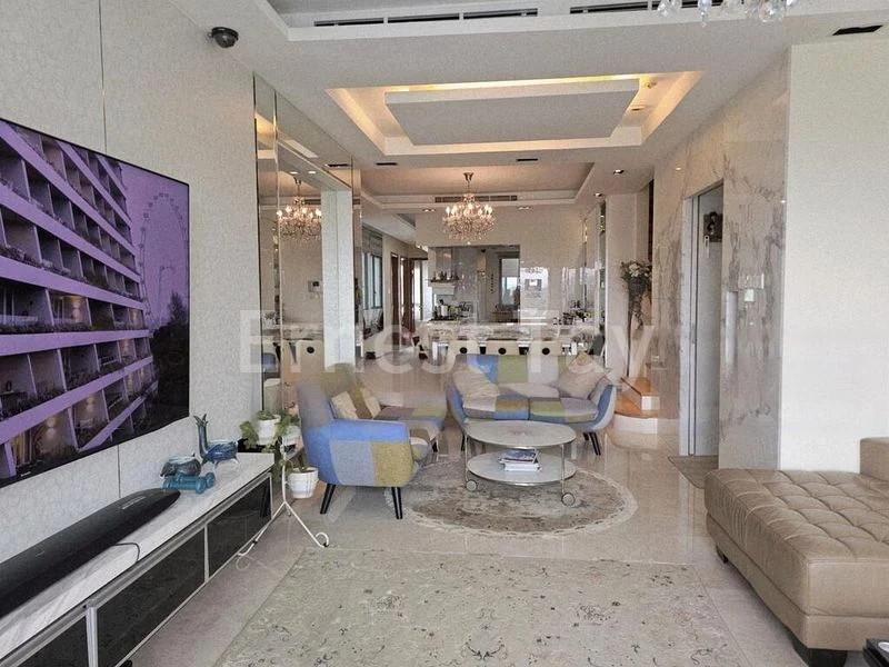 4 Bed Condo for Rent in  The Berth By The Cove - Image 3
