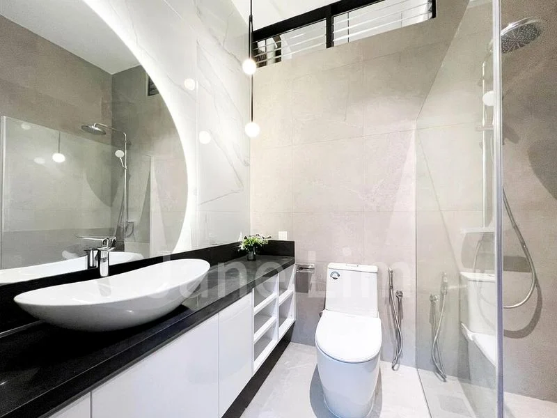 4 Bed Terraced House (Landed) for Sale in Villa Verde - Image 8