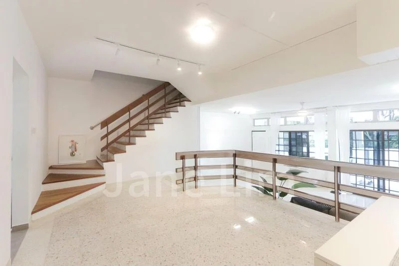 4 Bed Terraced House (Landed) for Sale in Villa Verde - Image 3