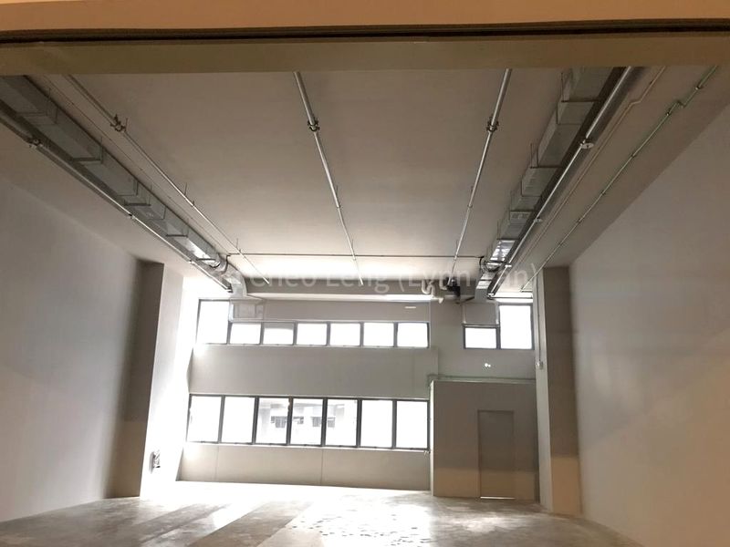 Factory / Workshop (B2) for Sale: Carros Centre - Image 3