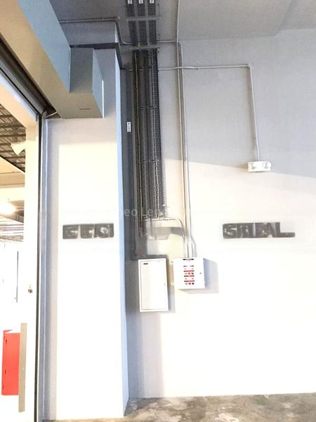 Factory / Workshop (B2) for Sale: Carros Centre - Image 6