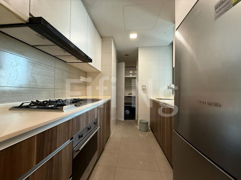 3 Bed Condo for Rent in  The Glades - Image 5