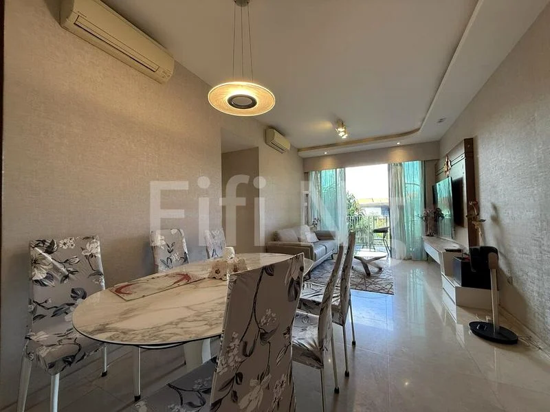 3 Bed Condo for Rent in  The Glades - Image 2