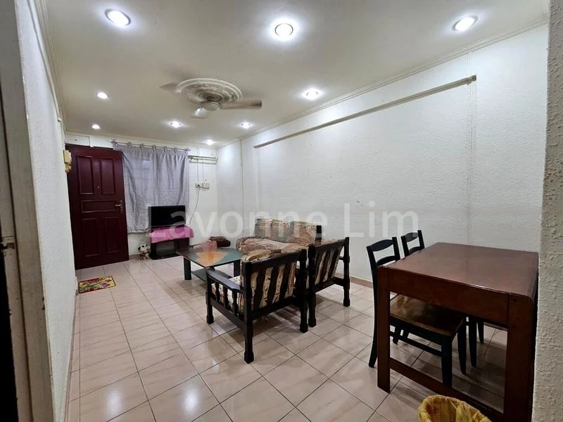 3 Room (3A) HDB for Rent in  306 Jurong East Street 32 - Image 10