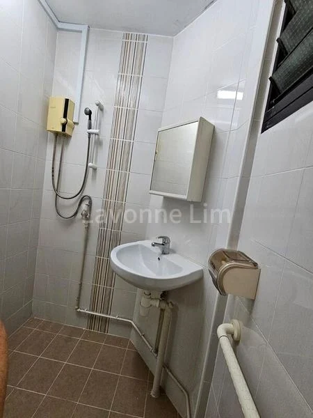 3 Room (3A) HDB for Rent in  306 Jurong East Street 32 - Image 8