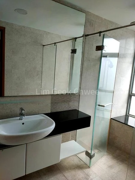 3 Bed Condo for Rent in  The Infiniti - Image 6