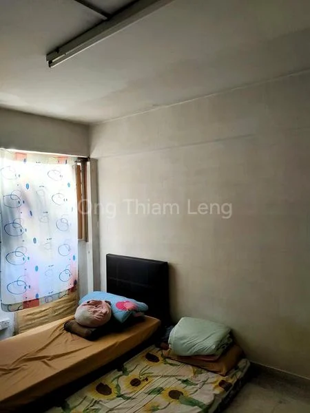 4 Room (4NG) HDB for Sale in  707 Clementi West Street 2 - Image 1