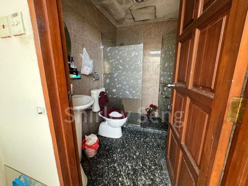 2 Bed Apartment (Condo) for Sale in  The Plaza - Image 4