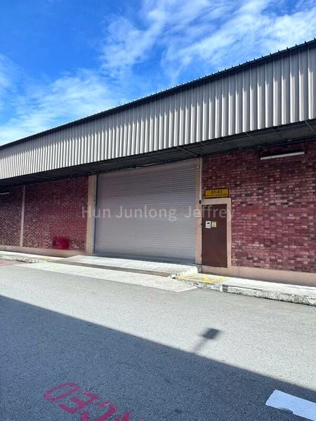 Warehouse for Rent: Kallang, 1,200 sqft Street-Level Shop - Image 1