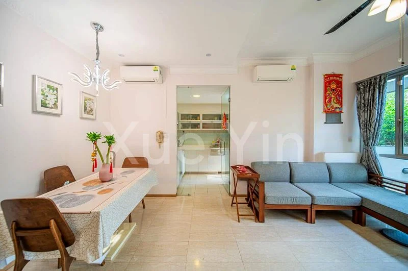 1 Bed Condo for Sale in  The Trumps - Image 3