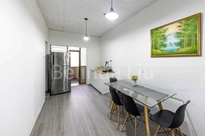 Room (Condo) for Rent in  Lloyd Mansion - Image 14