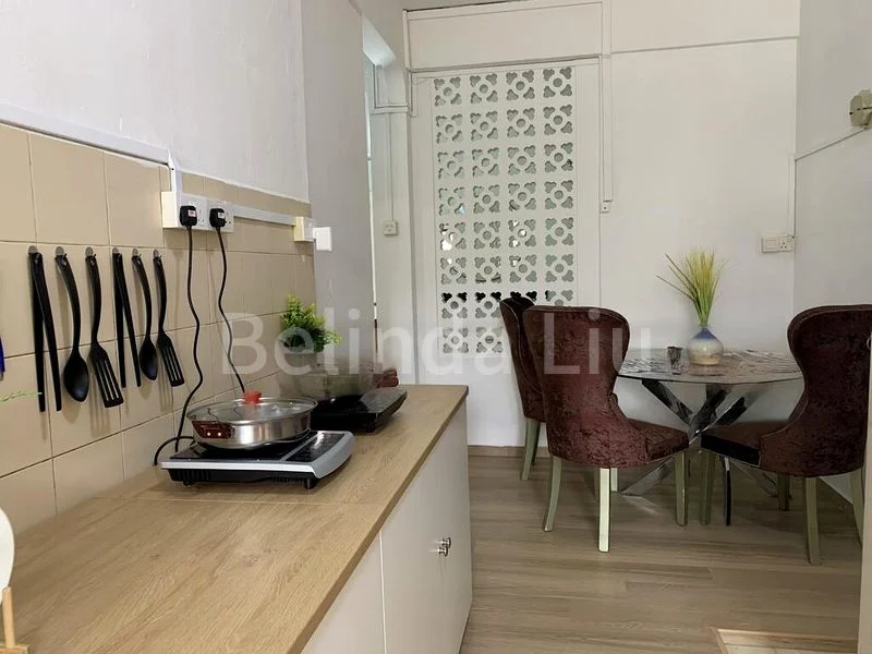 Room (Condo) for Rent in  Lloyd Mansion - Image 1