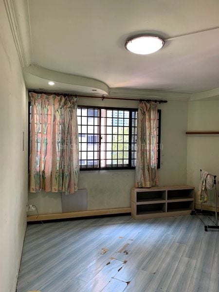 Common Room (HDB) for Rent in 731 Jurong West Street 72 - Image 1