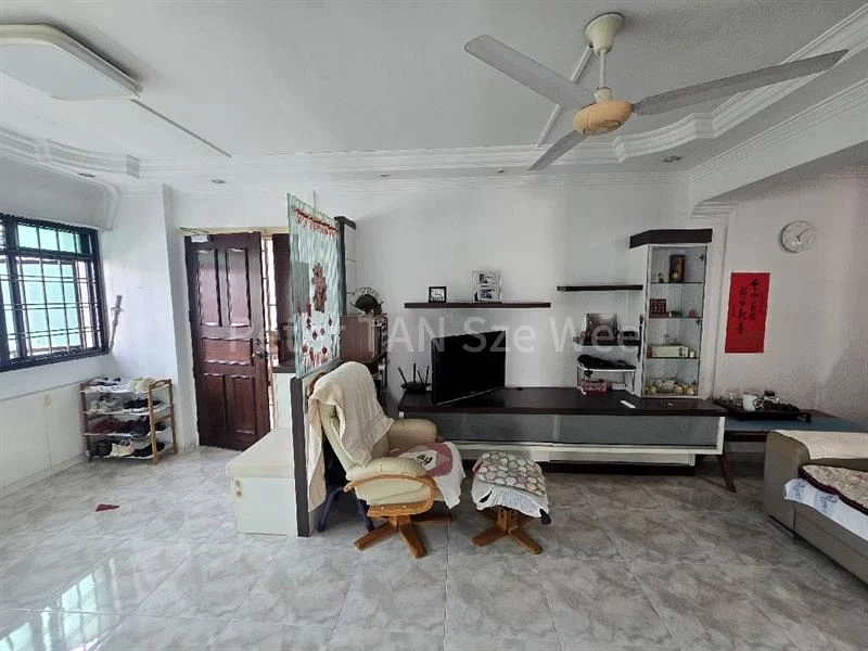 4 Room (4A) HDB for Sale in  633 Woodlands Ring Road - Image 7