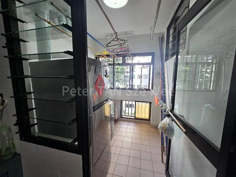 4 Room (4A) HDB for Sale in  633 Woodlands Ring Road - Image 2