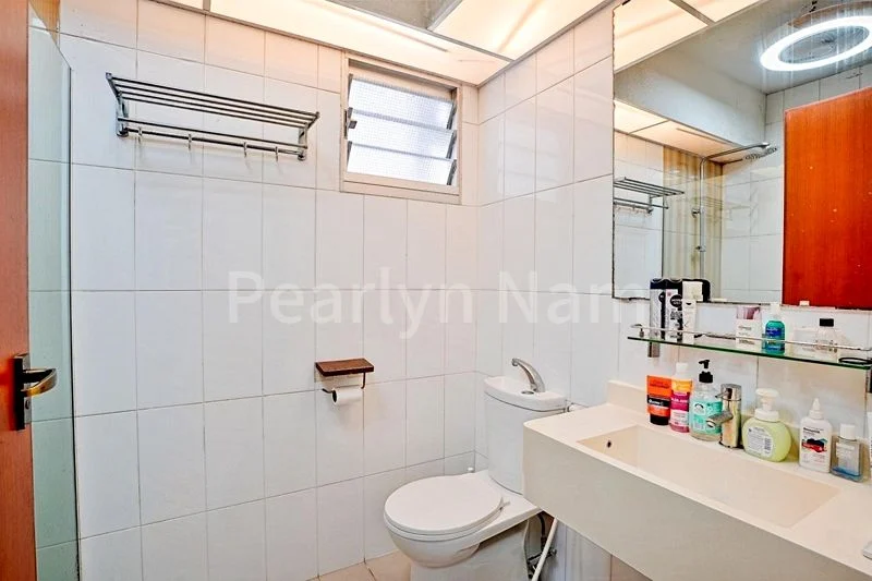 5 Room (5I) HDB for Sale in 445A Bukit Batok West Avenue 8 - Image 13