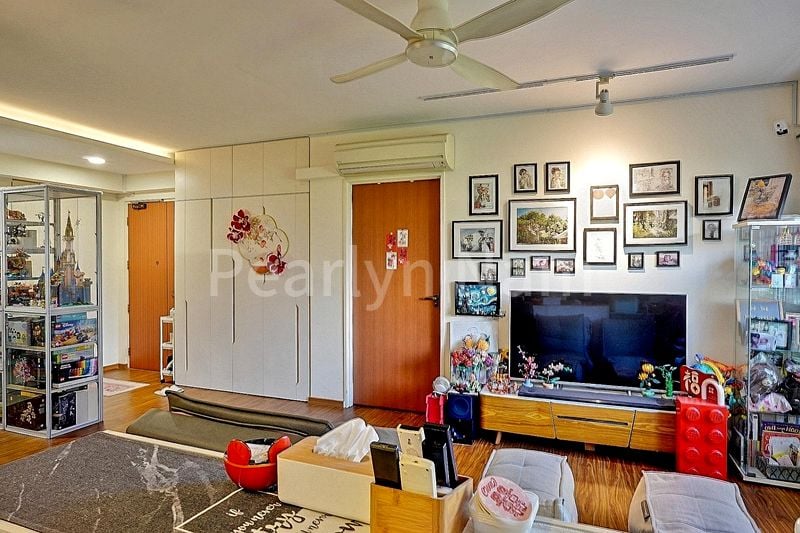 5 Room (5I) HDB for Sale in 445A Bukit Batok West Avenue 8 - Image 3