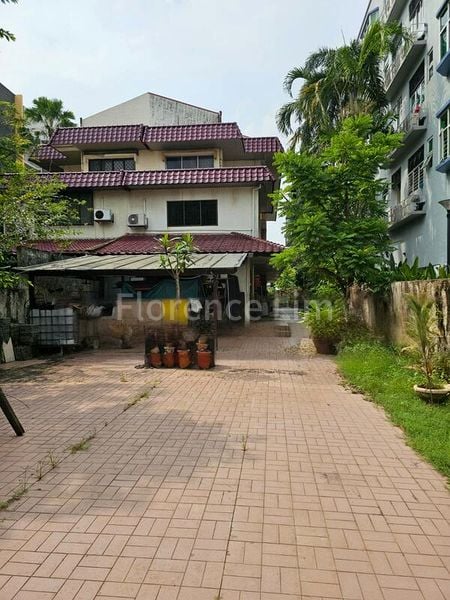 6 Bed Semi-Detached House (Landed) for Sale in  Lorong J Telok Kurau - Image 1