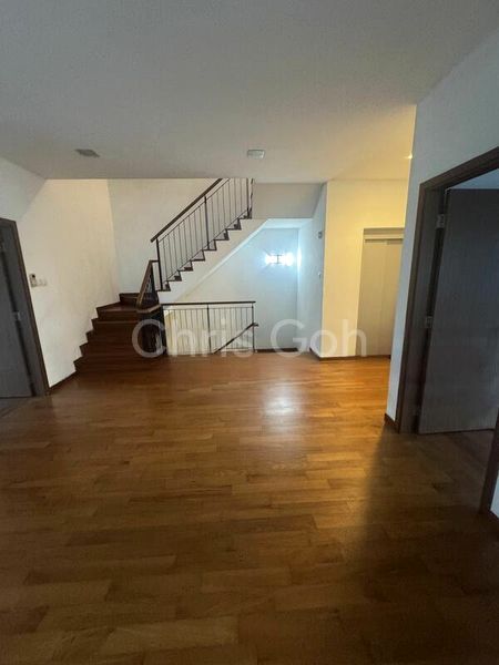 6 Bed Semi-Detached House (Landed) for Sale in Wak Hassan Drive - Image 3