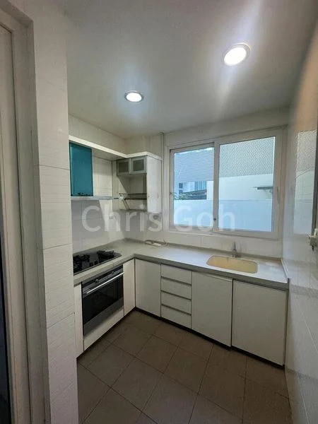 6 Bed Semi-Detached House (Landed) for Sale in Wak Hassan Drive - Image 9