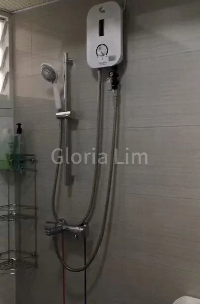 Common Room (HDB) for Rent in  627A Tampines Street 61 - Image 3