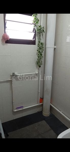 Common Room (HDB) for Rent in  627A Tampines Street 61 - Image 5