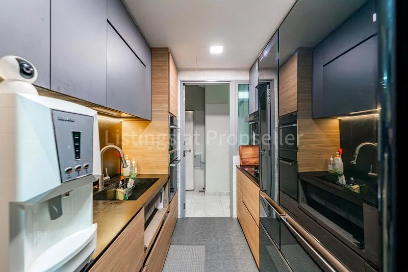 4 Bed Condo for Sale in A Treasure Trove - Image 2