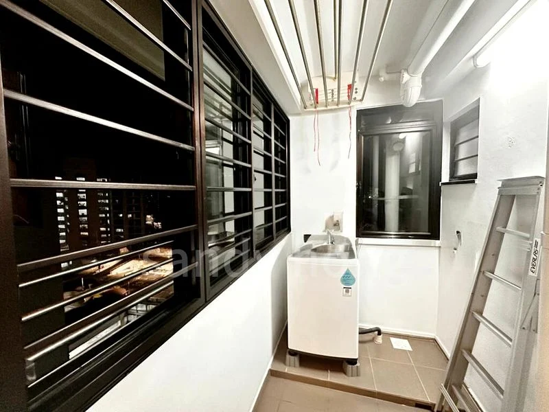 4 Room (4A) HDB for Sale in 181A Boon Lay Drive - Image 10