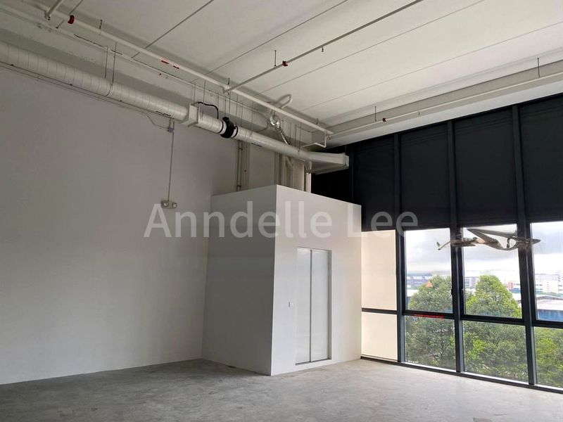 REVV: 2,500 Sq Ft Factory / Workshop (B2) for Sale on Mill Lane, Banbury - Image 2