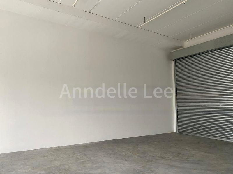 REVV: 2,500 Sq Ft Factory / Workshop (B2) for Sale on Mill Lane, Banbury - Image 3