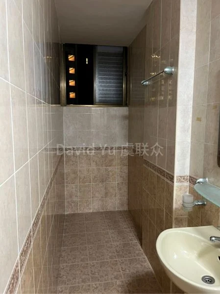 Master Room (Condo) for Rent in  Elizabeth Tower - Image 16