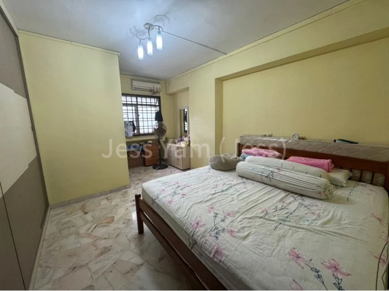 4 Room (4A) HDB for Sale in  758 Jurong West Street 74 - Image 8