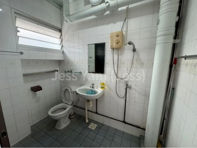 4 Room (4A) HDB for Sale in  758 Jurong West Street 74 - Image 1