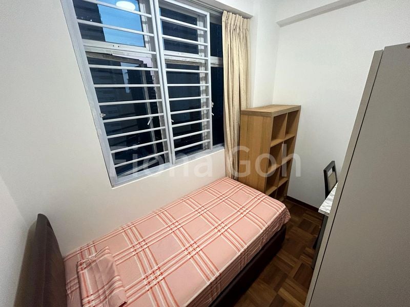 Common Room (Condo) for Rent in Summer Green - Image 4