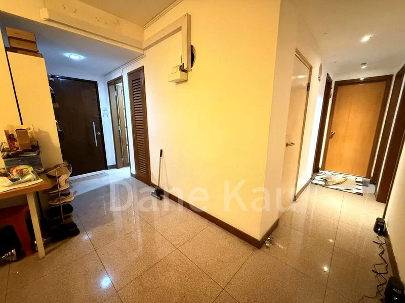 3 Bed Apartment (Condo) for Sale in Papillon - Image 1