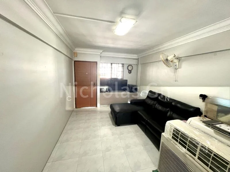 3 Room (3NG) HDB for Sale in  474 Ang Mo Kio Avenue 10 - Image 3