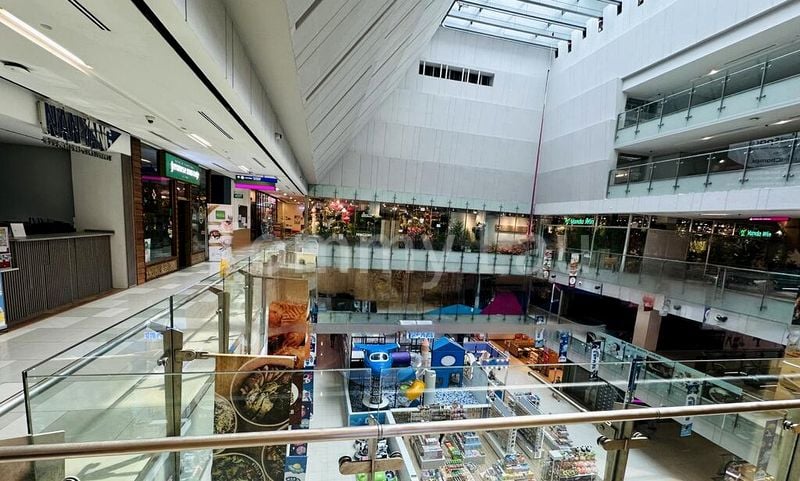 Shop / Shophouse for Rent: One KM - Image 1