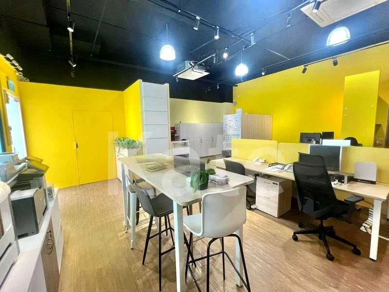 Light Industrial (B1) for Sale: Quartz Industrial Building - Image 2