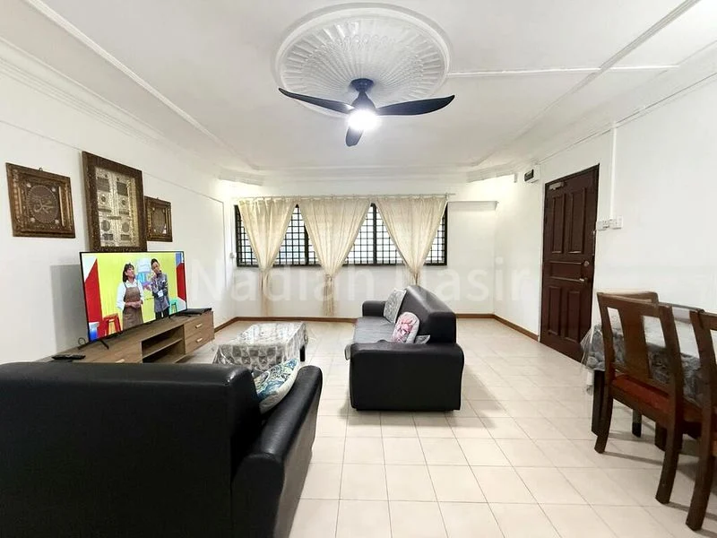 4 Room (4A) HDB for Sale in  414 Jurong West Street 42 - Image 1