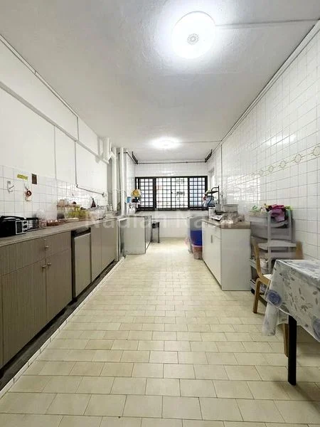 4 Room (4A) HDB for Sale in  414 Jurong West Street 42 - Image 5