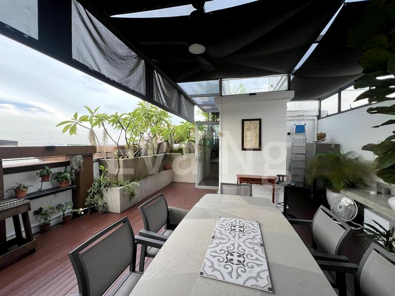 2 Bed Condo for Sale in  Sunhaven - Image 2