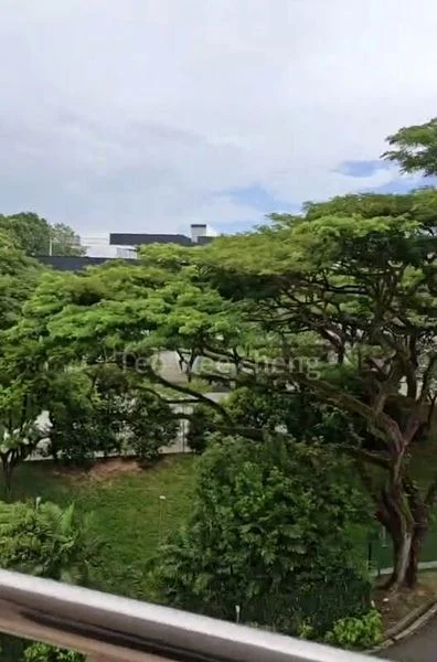 Common Room (Condo) for Rent in  Loyang Valley - Image 3