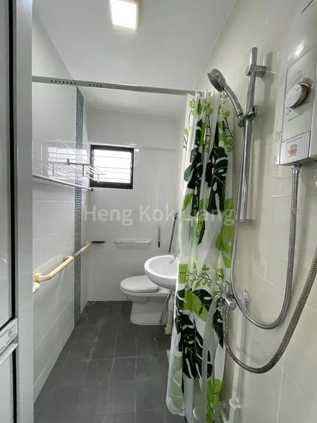 3 Room (3NG) HDB for Rent in  153 Serangoon North Avenue 1 - Image 2