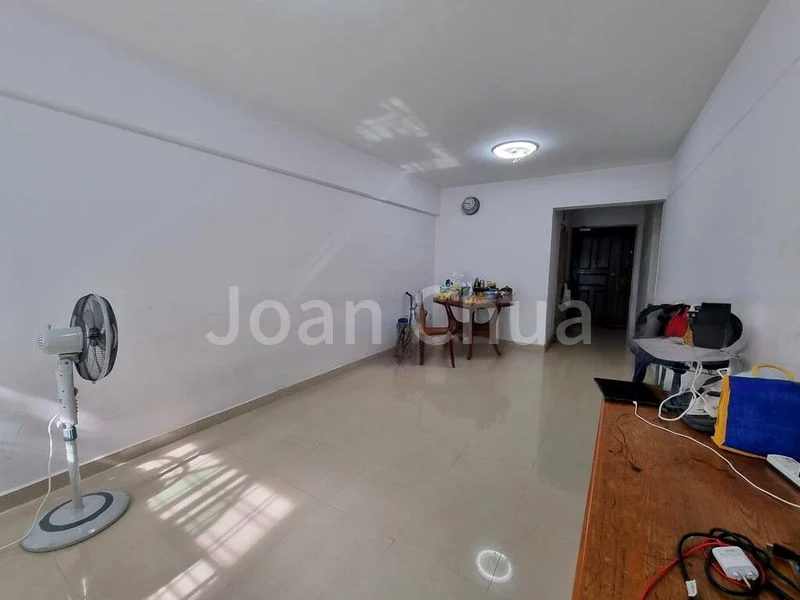 4 Room (4A) HDB for Rent in 132 Edgedale Plains - Image 1